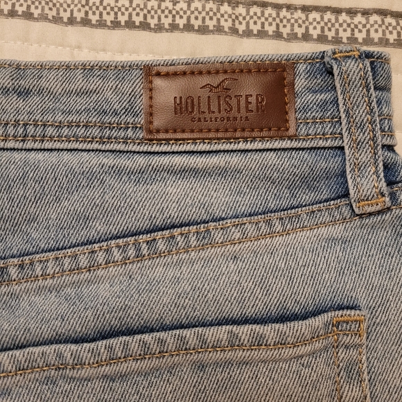 Hollister Two-tone Ultra High Rise Mom Short Size 9/29 - Picture 11 of 14